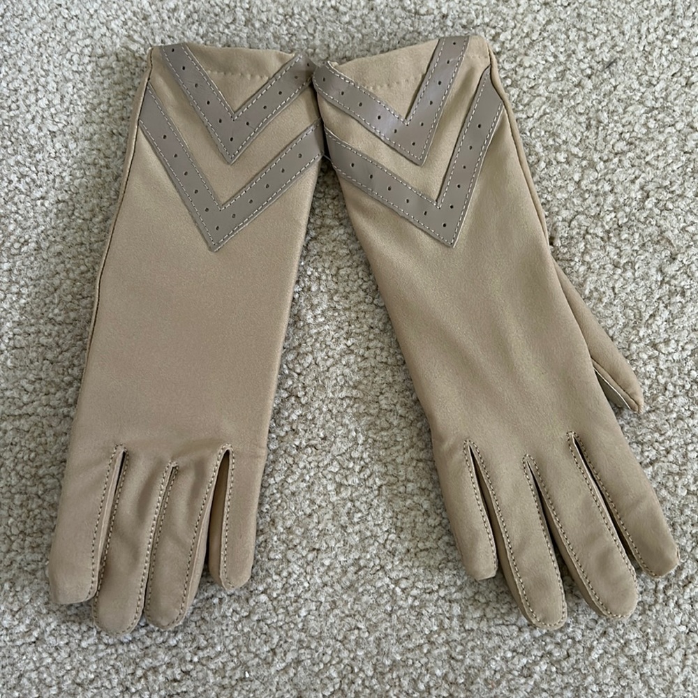 Gold/Tan Nylon Driving Gloves sz M/L